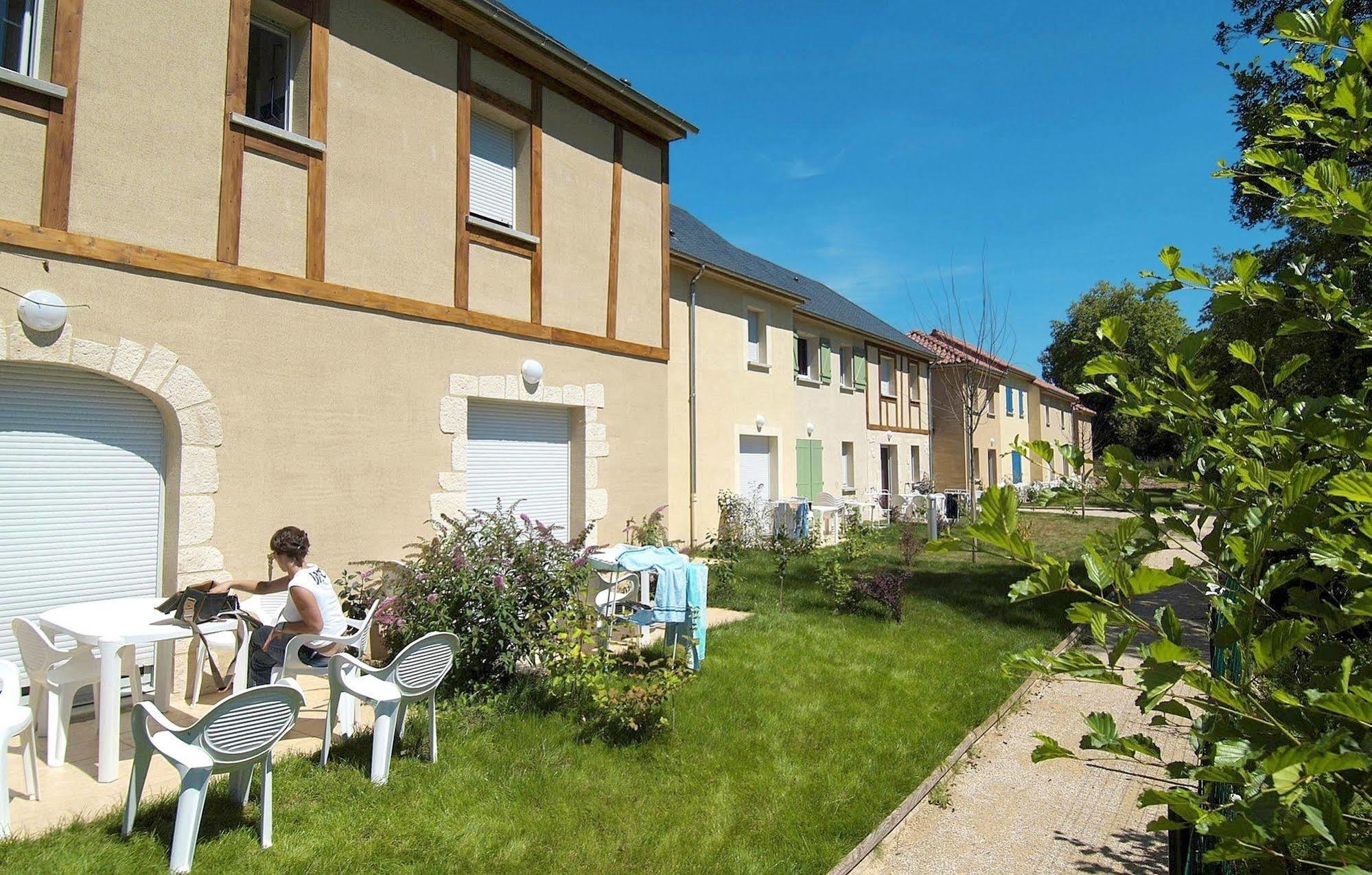Résidence Odalys Le Hameau du Moulin Montignac-Lascaux Exterior foto